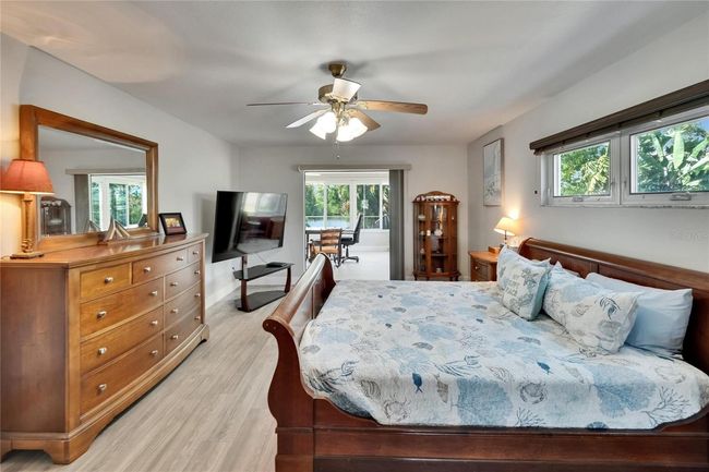 6530 Manila Palm Way, House other with 4 bedrooms, 2 bathrooms and null parking in APOLLO BEACH FL | Image 19