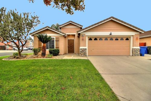 2021 Spring Ln, Modesto, CA, 95356-8740 | Card Image