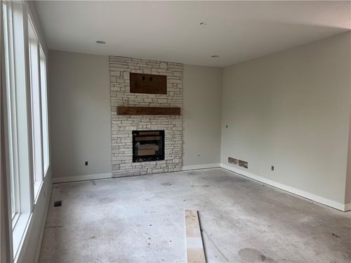 20727 Emerald St, Spring Hill, KS, 66083-7710 | Card Image