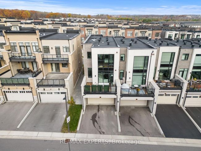 23 Carrville Woods Cir, House attached with 3 bedrooms, 4 bathrooms and 2 parking in Vaughan ON | Image 35