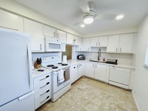 307b-7080 Nova Dr, Davie, FL, 33317-7179 | Card Image