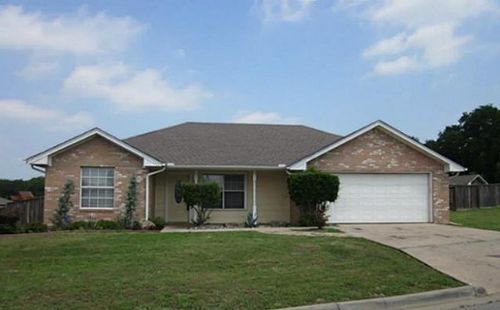 304 Bryant Street, Pottsboro, TX, 75076 | Card Image