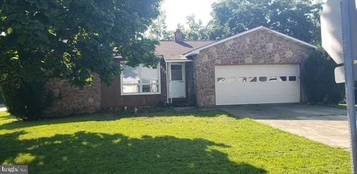 534 N Fifth St, MCCONNELLSBURG, PA, 17233 | Card Image