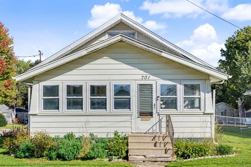 701 Hammond Avenue, Waterloo, IA, 50702 | Card Image