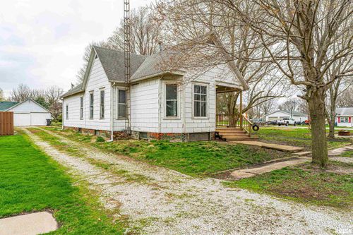 113 N Albert Street, Chestnut, IL, 62518 | Card Image