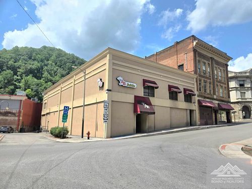 63 Howard St, Welch, WV, 24801-2409 | Card Image