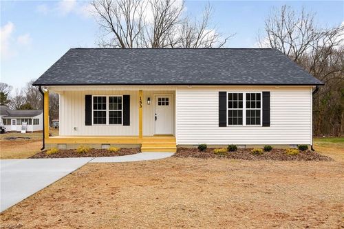 153 Gurney Kearns Rd, Lexington, NC, 27292-5281 | Card Image