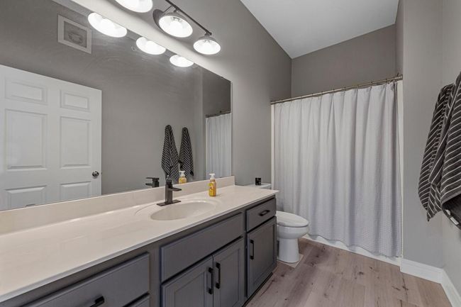 APT-419 - 150 E Travelers Trl, Condo with 1 bedrooms, 1 bathrooms and null parking in Burnsville MN | Image 16