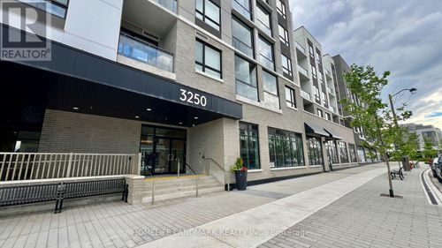 206-3250 Carding Mill Trail, Oakville (GO Glenorchy), ON, L6M1L3 | Card Image
