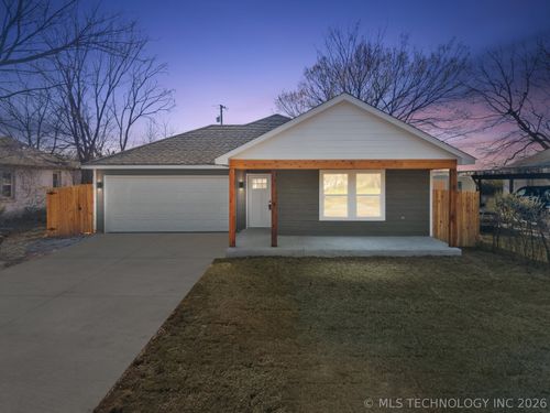 2814 N Saint Louis Ave, Tulsa, OK, 74106-2616 | Card Image