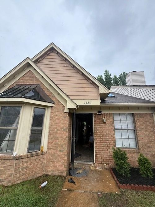 5836 Grassy Valley Dr, Memphis, TN, 38141-6829 | Card Image