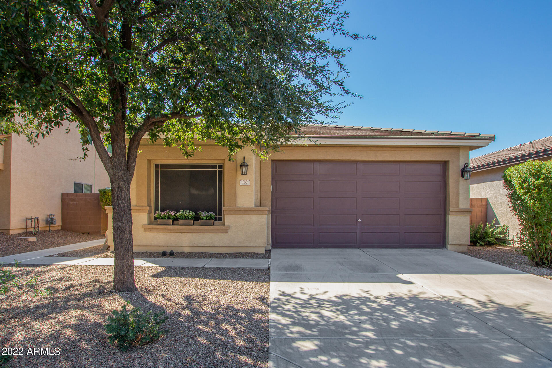 157 W Reeves Avenue, Sold in San Tan Valley Zoocasa