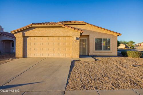 6558 W Hassayampa Place, Tucson, AZ, 85743 | Card Image
