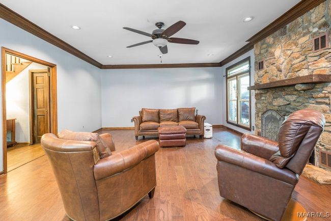 Very large for all fashions of furniture | Image 21