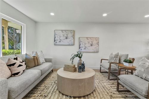 568 El Cabrillo, Placentia, CA, 92870-3219 | Card Image