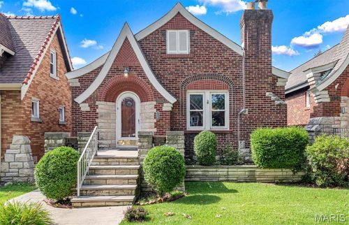 5710 Walsh St, Saint Louis, MO, 63109-2838 | Card Image