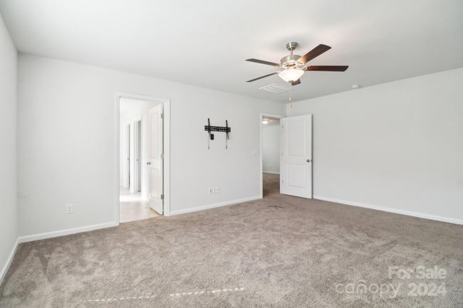Primary Bedroom | Image 25