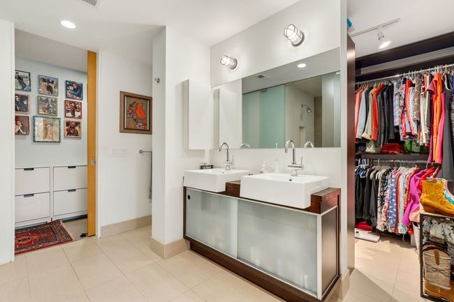 UNIT-2S - 2041 W Roscoe St, Condo with 3 bedrooms, 2 bathrooms and 1 parking in CHICAGO IL | Image 24