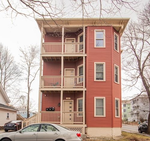 26 Vinson St, Worcester, MA, 01605-4042 | Card Image