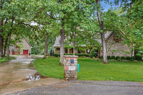 22765 S Red Oak Dr, Claremore, OK, 74019-1804 | Card Image