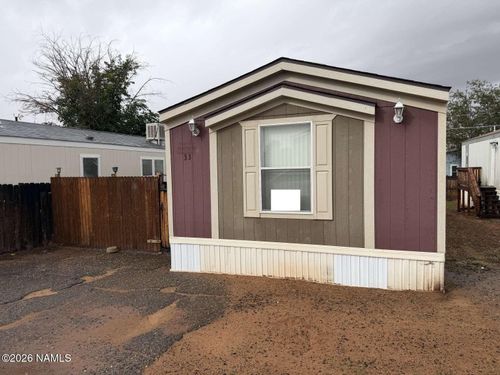33-33 Amado Street, Page, AZ, 86040 | Card Image