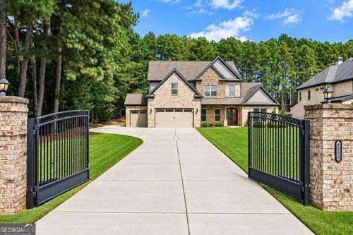 1982 Old Peachtree Rd Ne, lawrenceville, GA, 30043-2821 | Card Image
