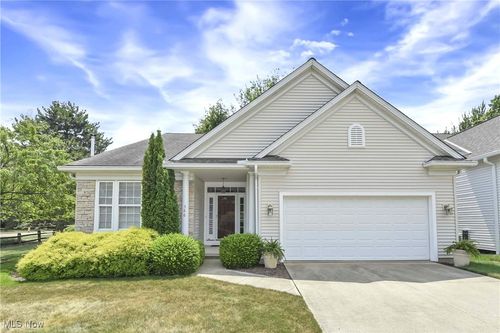 566 Brennans Ct, Avon Lake, OH, 44012-4008 | Card Image