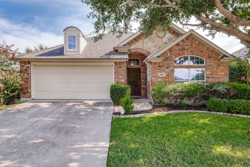 2009 Michelle Creek Dr, Little Elm, TX, 75068-4859 | Card Image
