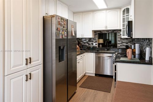 apt-101-6300 Nw 62nd St, Tamarac, FL, 33319-6253 | Card Image