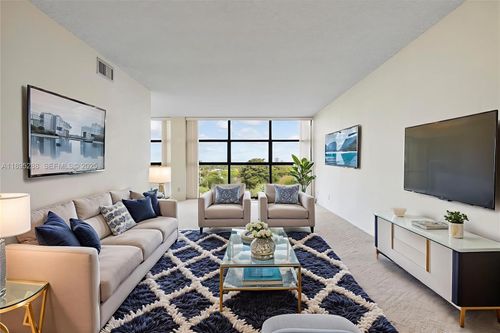 apt-625-600 Parkview Dr, Hallandale Beach, FL, 33009-2973 | Card Image