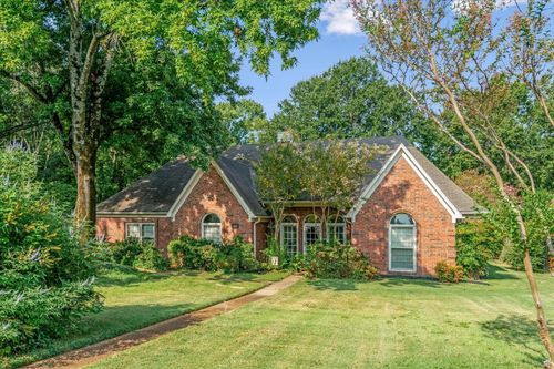 1665 Riverdale Rd, Germantown, TN, 38138-2607 | Card Image