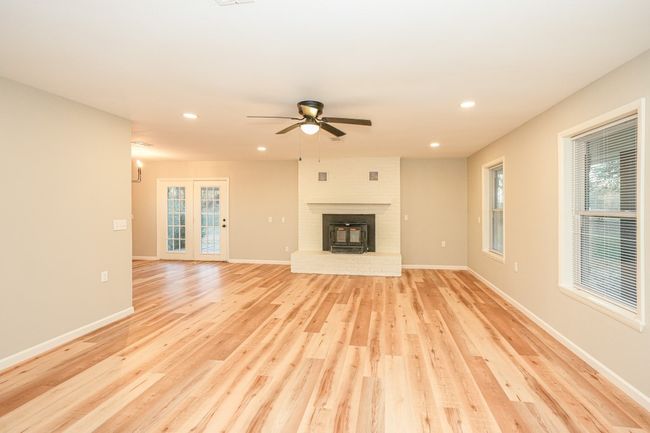 484 Us Highway 259 N, House other with 3 bedrooms, 3 bathrooms and null parking in De Kalb TX | Image 9