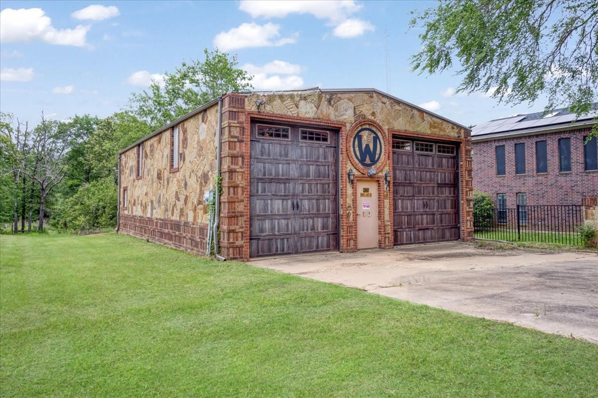 Land in Powderly 4