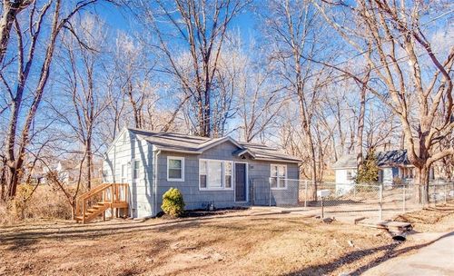 112 S Home Ave, Independence, MO, 64053-1432 | Card Image
