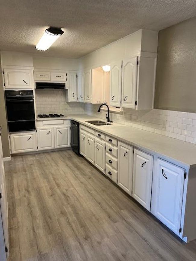 1615 Avenue F, House other with 3 bedrooms, 3 bathrooms and null parking in Abernathy TX | Image 4