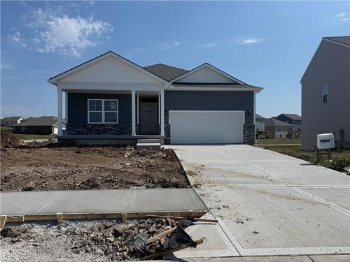 801 Bentley Dr, Belton, MO, 64012-2227 | Card Image