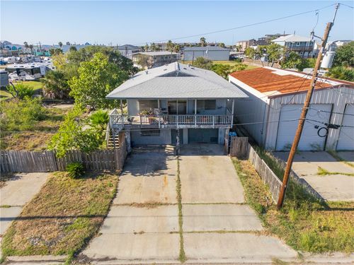 238 W Brundrett Ave, Port Aransas, TX, 78373-4004 | Card Image