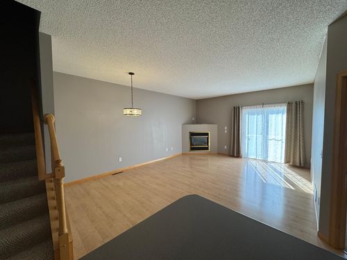 9150 Comstock Ln N, Maple Grove, MN, 55311-1578 | Card Image