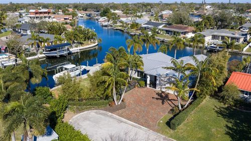 1481 49th Avenue Ne, ST PETERSBURG, FL, 33703 | Card Image