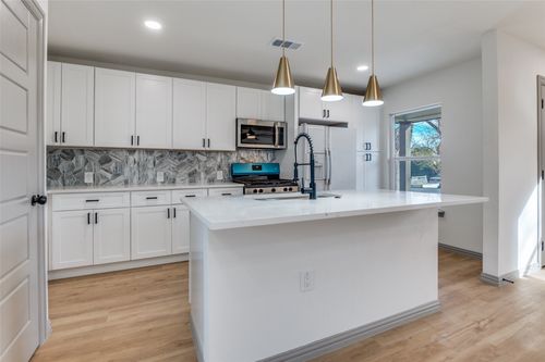 918 Sw 4th Street, Grand Prairie, TX, 75051 | Card Image