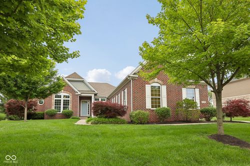 4426 Hickory Grove Blvd, Greenwood, IN, 46143-7444 | Card Image