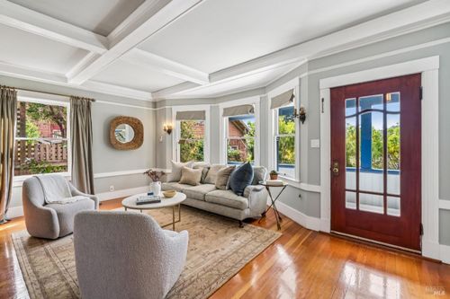 84 Hill St, Mill Valley, CA, 94941-5306 | Card Image