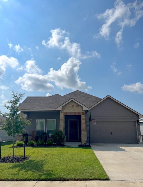 1013 Fannin St, Brenham, TX, 77833-2220 | Card Image
