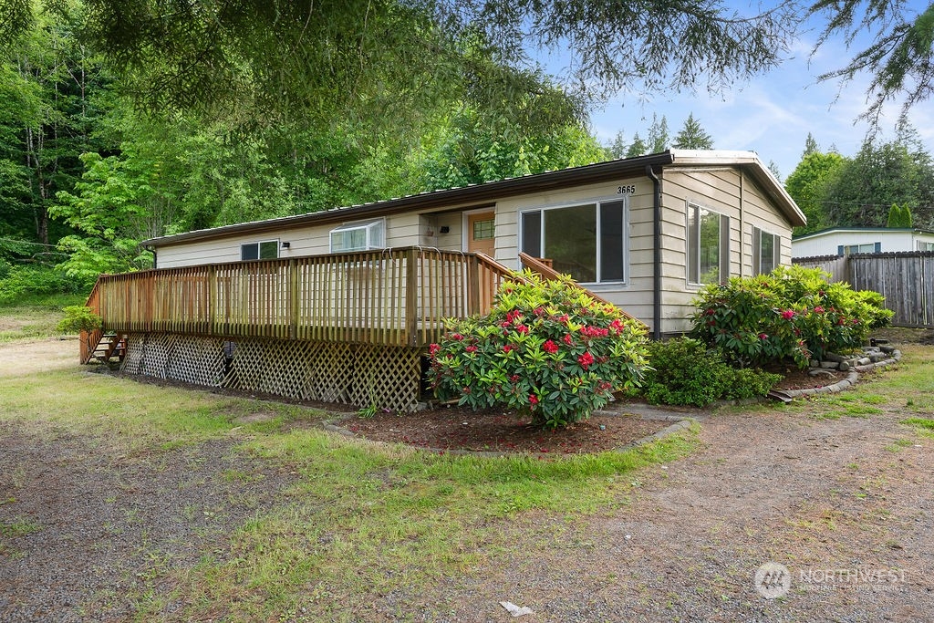 Frontage Rd, Port Orchard, WA 98367