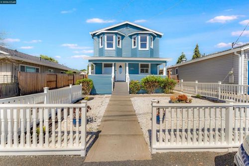 1243 Plaza Dr, Martinez, CA, 94553-2017 | Card Image