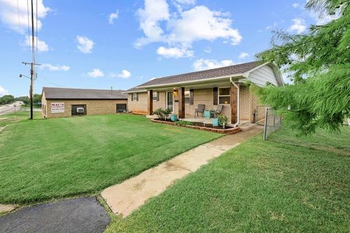 1006 N Wentz St, Guthrie, OK, 73044-1854 | Card Image