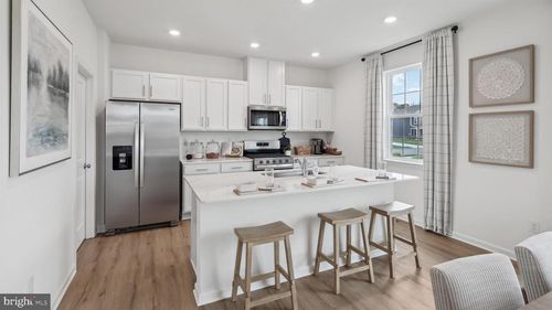 1 Madeline Ln, LITTLE EGG HARBOR TWP, NJ, 08087-3915 | Card Image