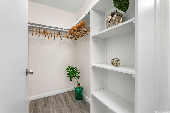APT-703 - 731 Amana St, Condo with 2 bedrooms, 2 bathrooms and 1 parking in Honolulu HI | Image 10