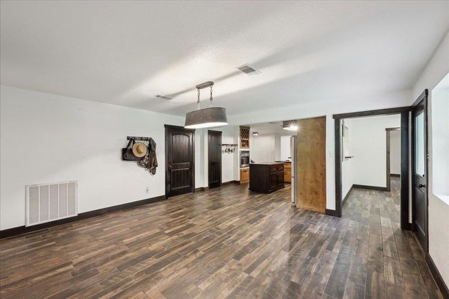 1185 Pinecrest, House other with 4 bedrooms, 3 bathrooms and null parking in Vidor TX | Image 8