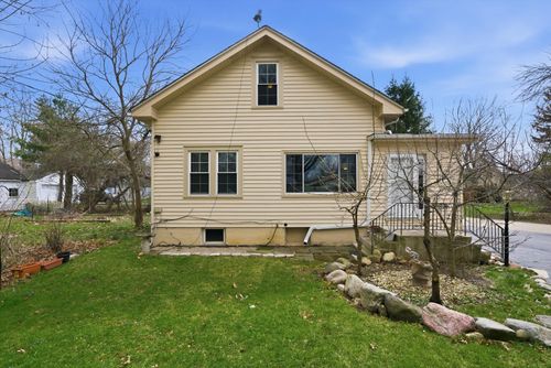 305 Circle Rd, Fox River Grove, IL, 60021-1005 | Card Image